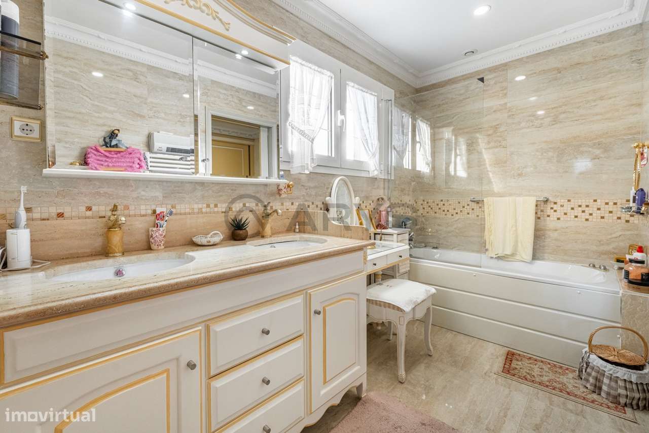 Moradia Isolada T5-35