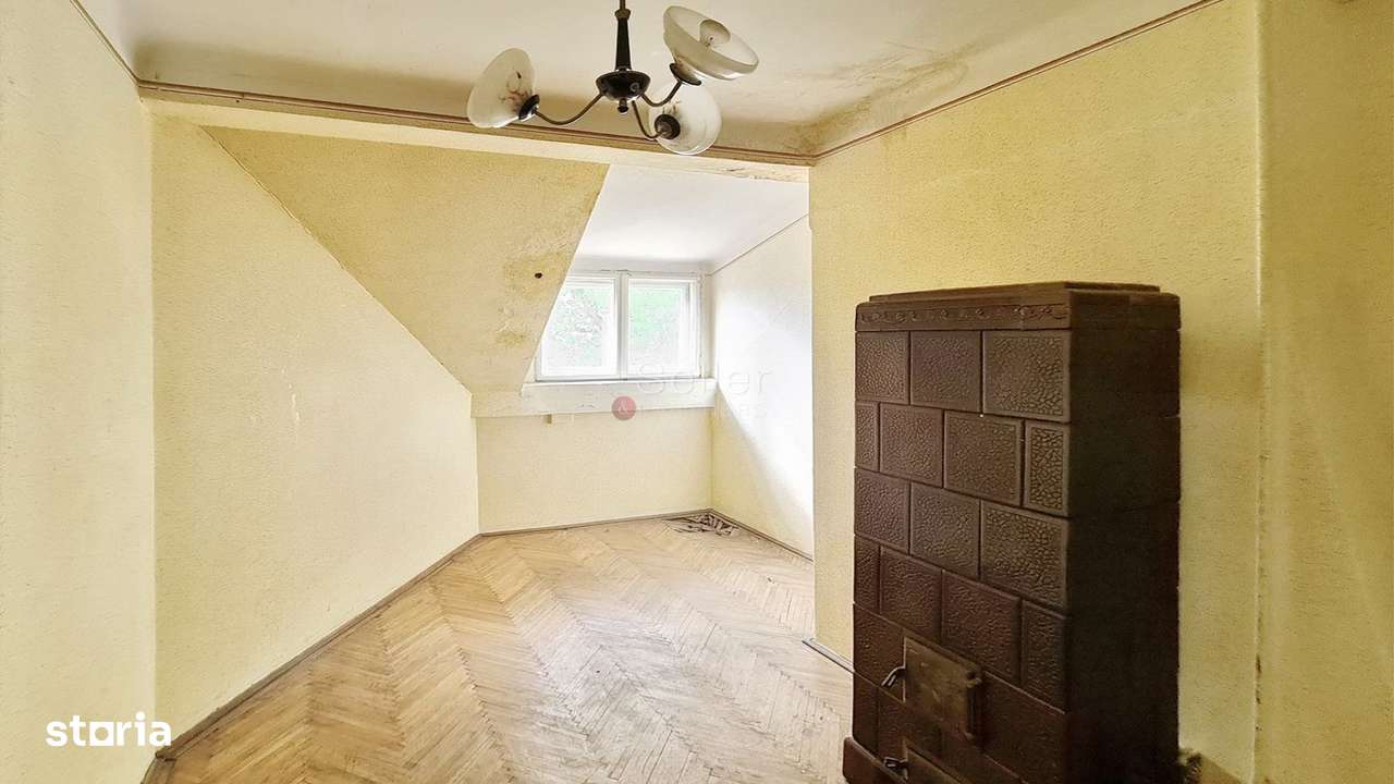 Central Suprafata Generoasa - Imagine principală: 2/20