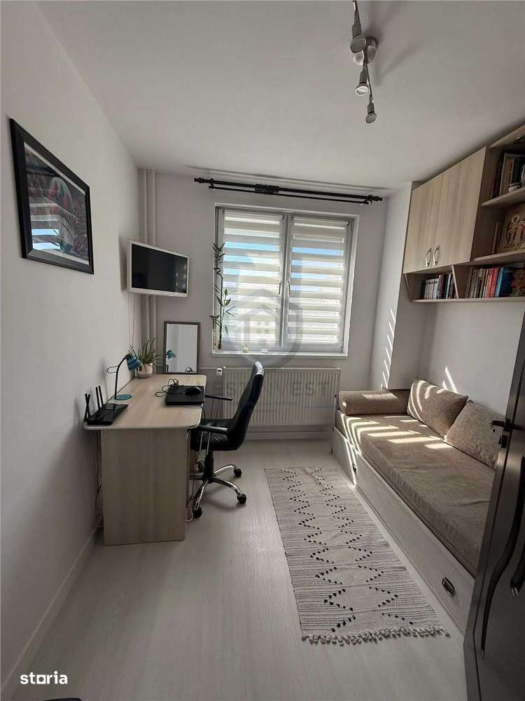 Apartament cu 3 camere in Piata Bucuresti-4