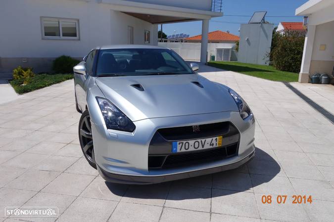 Nissan GT-R - 7