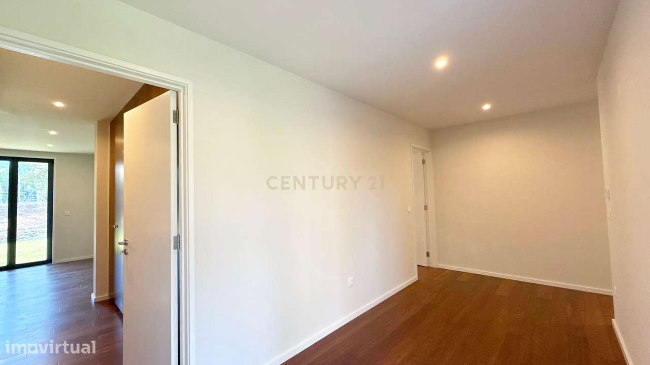 Moradia Térrea Nova em Condomínio Privado - T3 Nova | Vila Nova de Gai-30