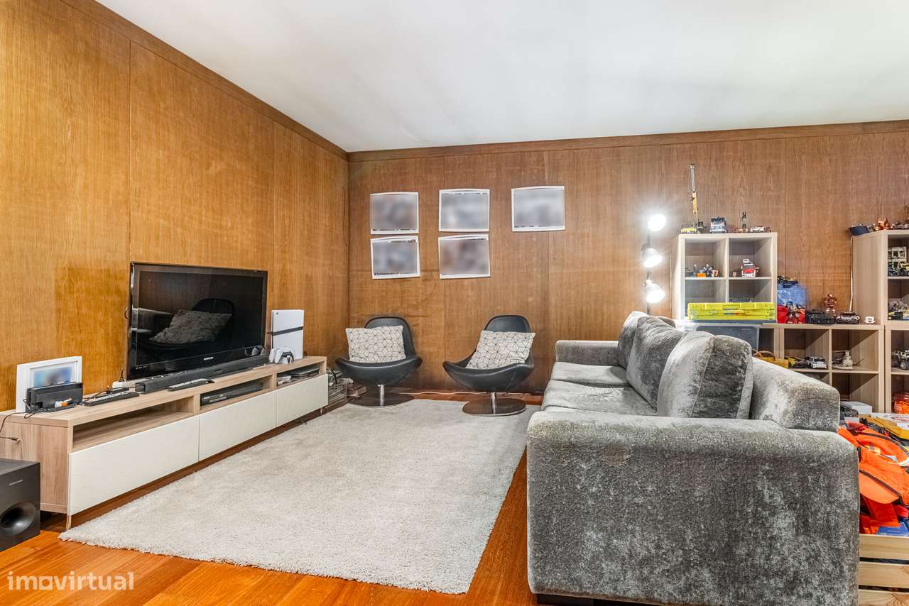 Moradia T3 + escritório à venda em Fraião - Braga-41