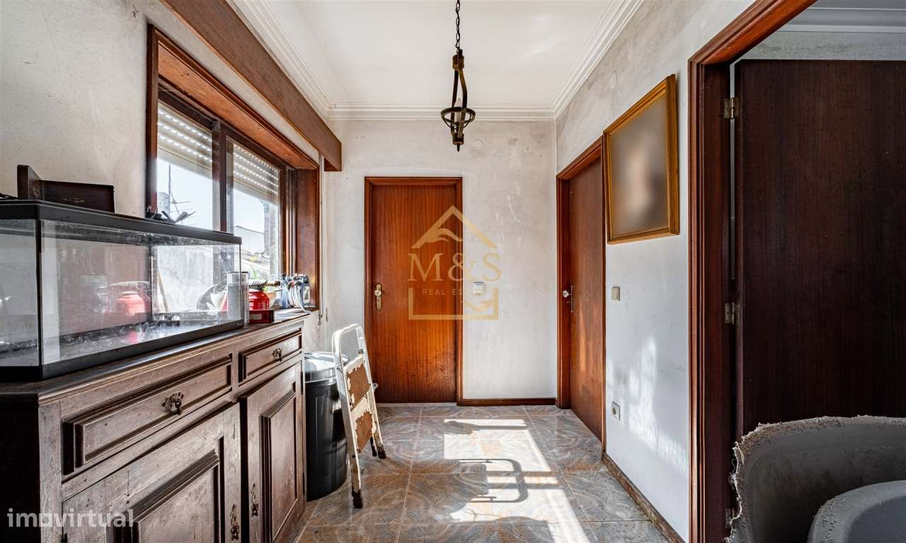 Moradia com comercio| Terreno 2900m2 |  Praia - Lavra-19