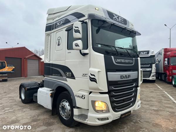 DAF XF 106.460 KM / MANUAL / PRZEBIEG TYLKO 875 232 KM / SPACE CAB / 2014 ROK !!! - 2