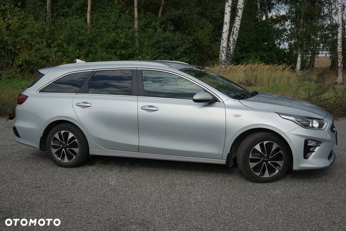 Kia Ceed 1.4 T-GDI L Business Line DCT - 1