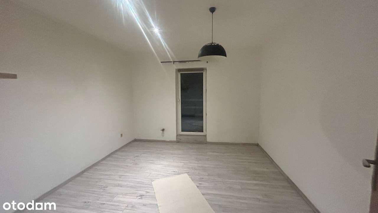 Rybnik - piętro w kamienicy 3 pokoje, kuchnia, łazienka, czynsz 150 zł-2