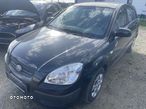 Kia Rio 1.4 Attract - 1