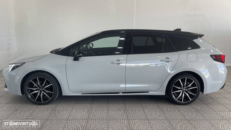 Toyota Corolla Touring Sports 1.8 Hybrid GR-Sport - 3