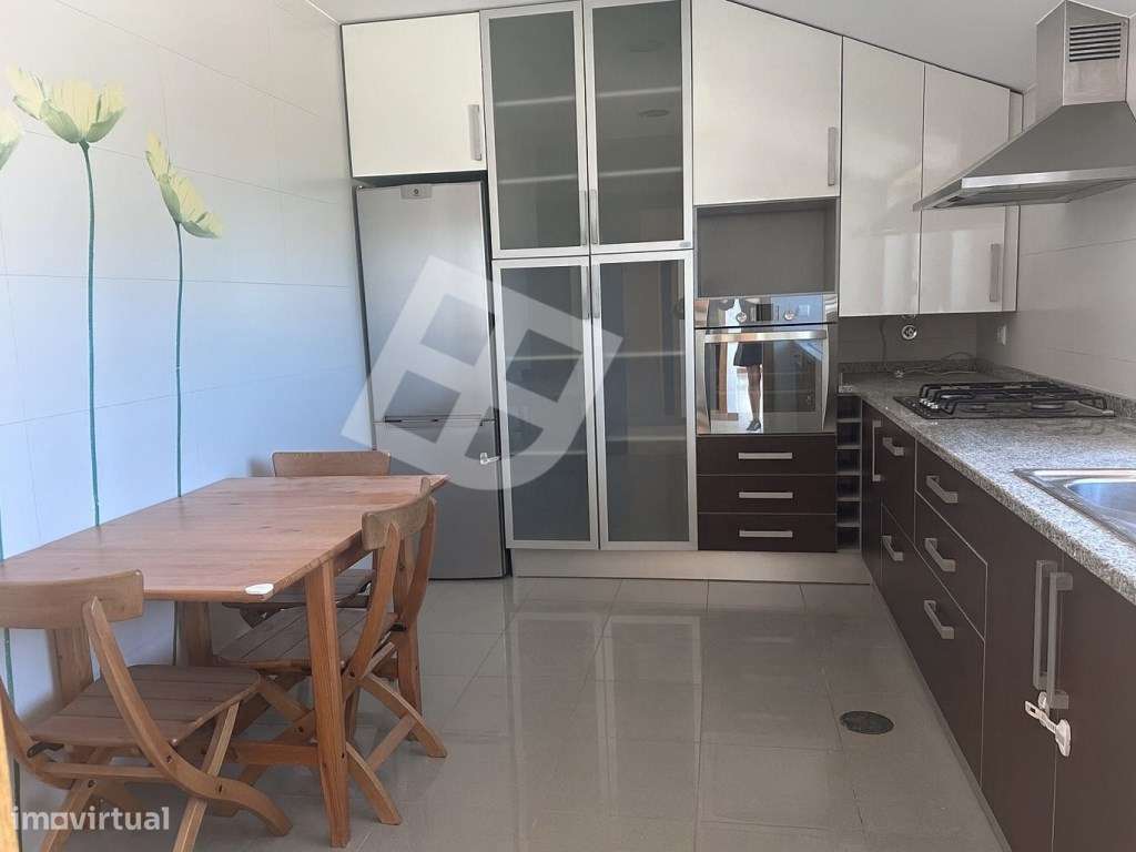 Apartamento T2 com Terraços - Aveiro /Glória-1