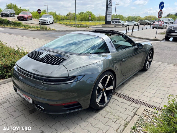 Porsche 911 Targa 4 PDK - 11