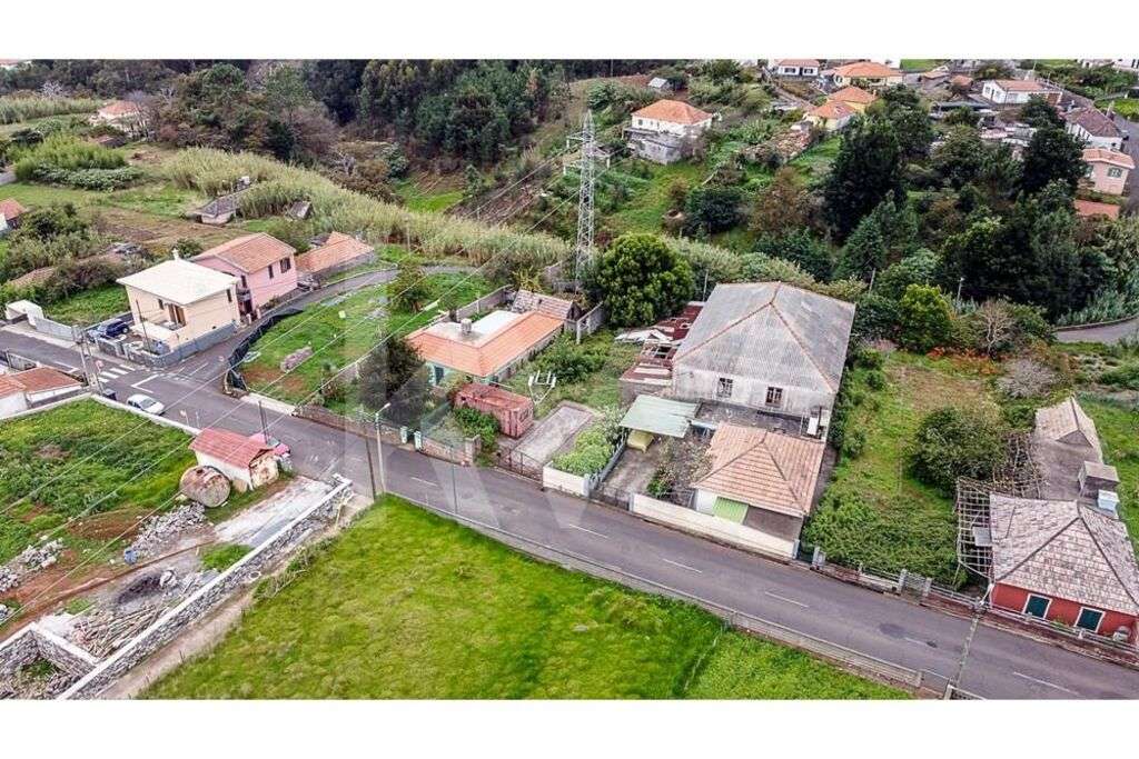 MORADIA TÉRREA T3 POR RECONSTRUIR LOCALIZADA EM GAULA DE CIMA - Grande imagem: 5/28