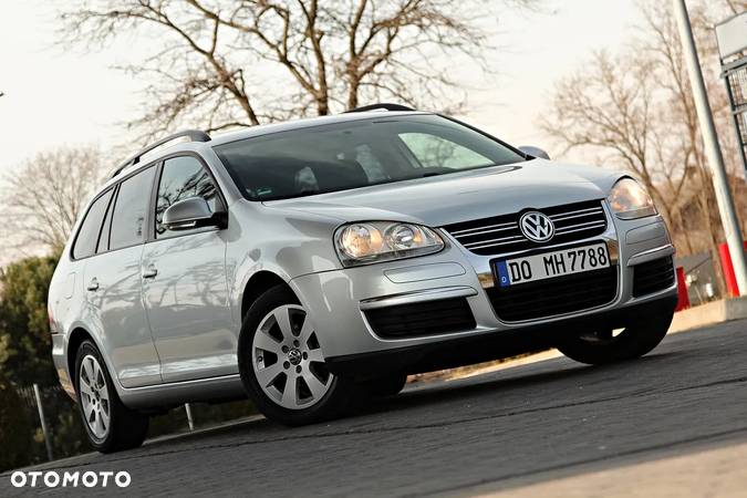 Volkswagen Golf V 1.9 TDI Sportline - 5