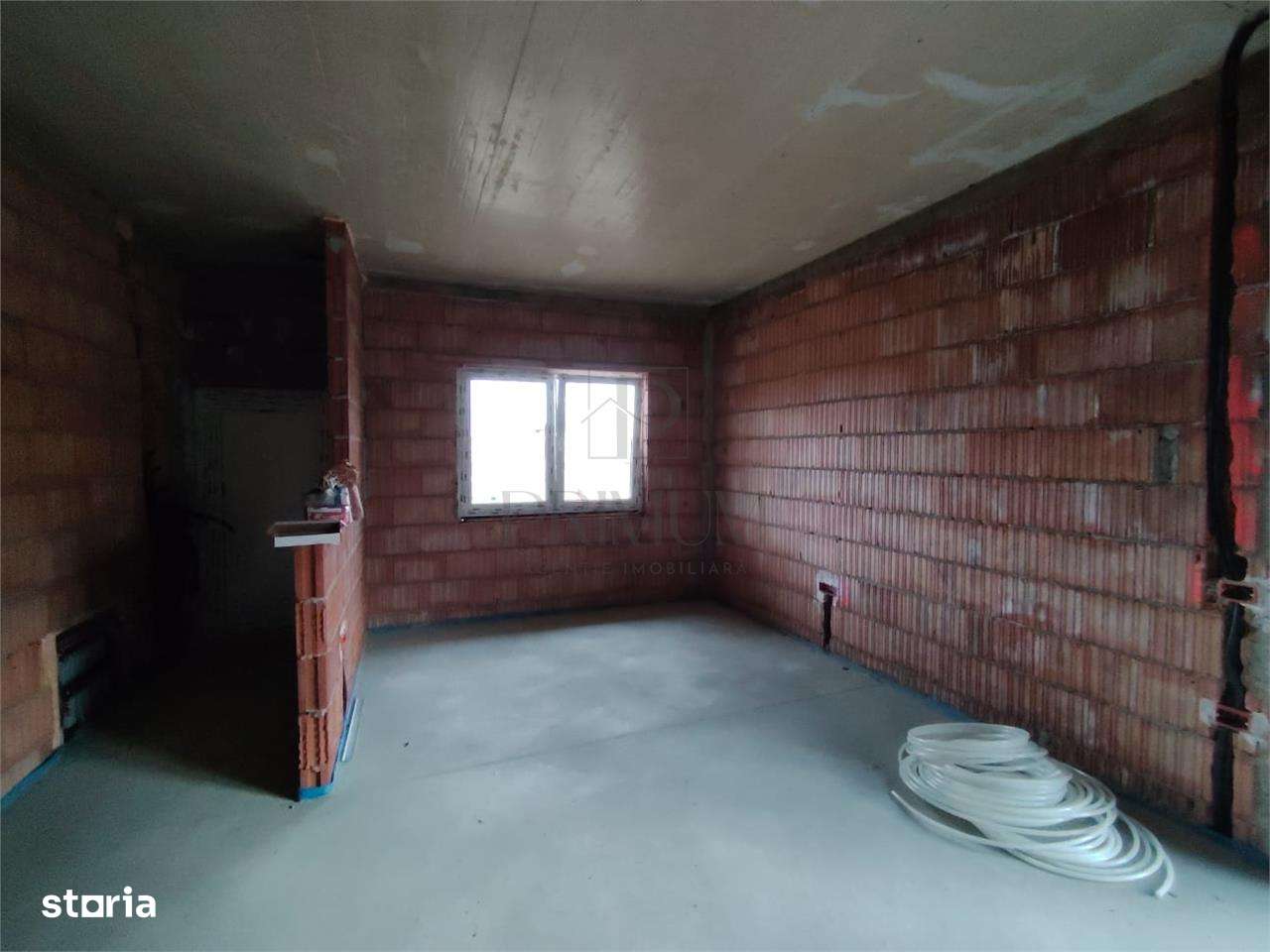 Duplex separat prin baie - toate utilitatile - proiect deosebit. - Imagine principală: 4/8