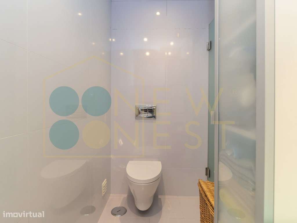 Apartamento T4 com Terraço, 3 varandas, 2 Parqueamentos e Arrecadaç...-26