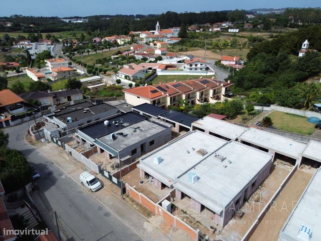 Moradia térrea de 3 quartos em Travanca, em construção, 2 min centr...-7