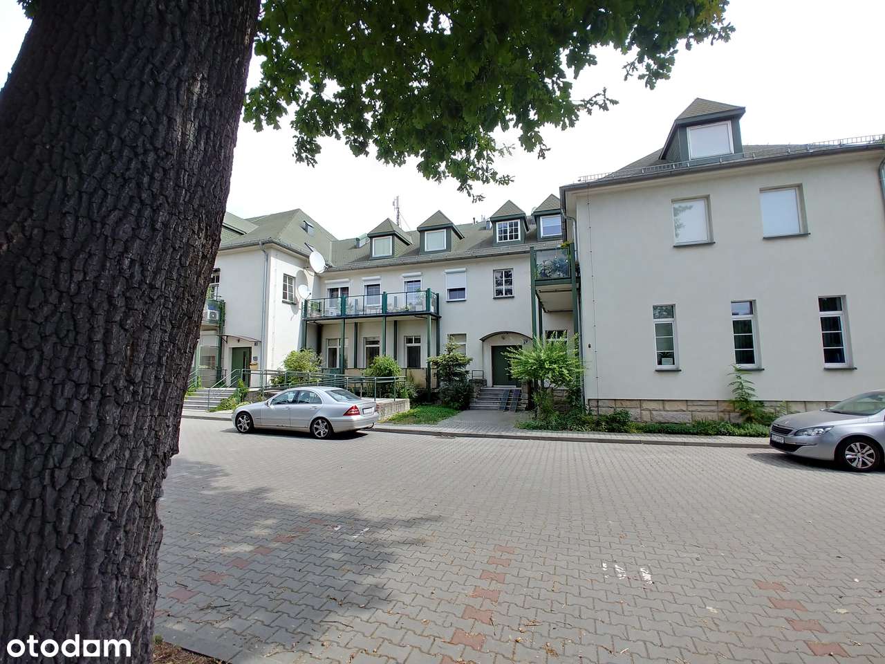 Mieszkanie 2 pokoje , teren zamknięty , atrakcyjna cena-2