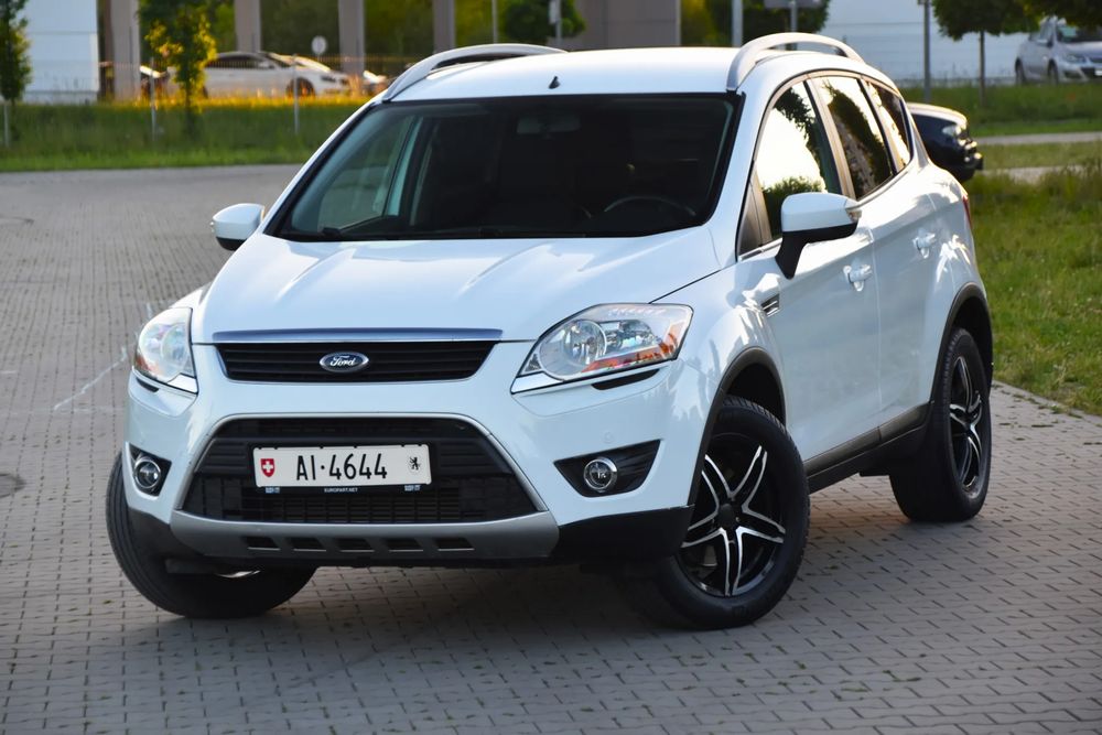 Ford Kuga I 2.5 4x4 White Magic 2010