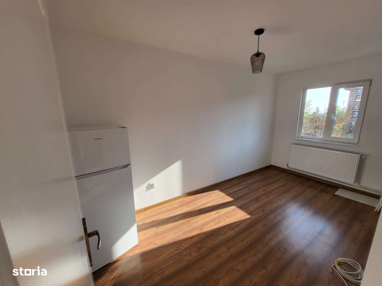 3 cam Micro 21 pret 65000 euro-7