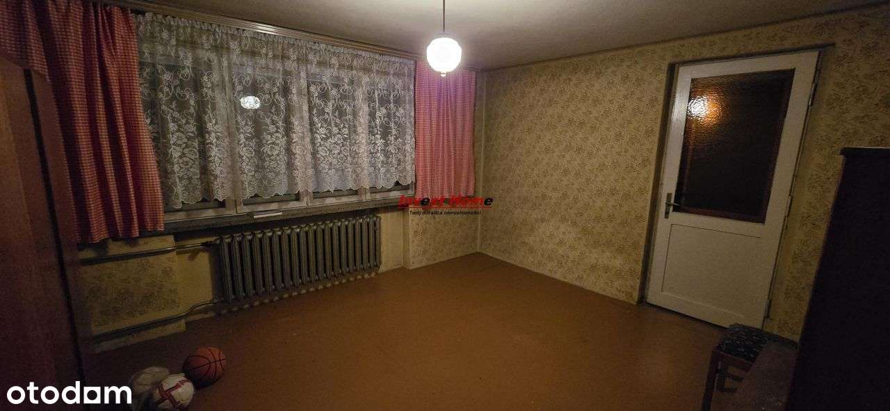 Solidny dom w dobrej lokalizacji.-14