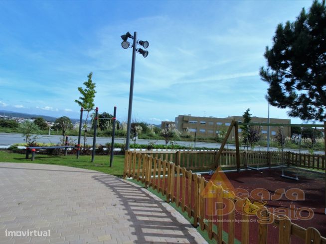Lote para moradia de 4 frentes-3