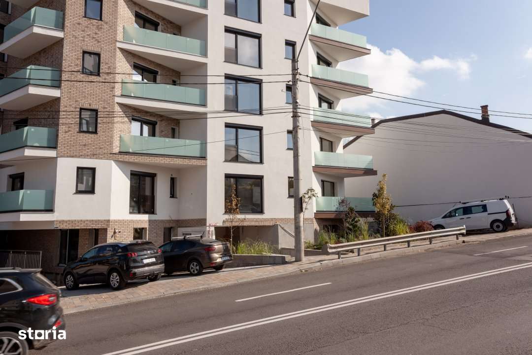 Spatiu Comercial Central – 2 Locuri de Parcare–Parter bloc 2025-Op - Imagine principală: 4/7