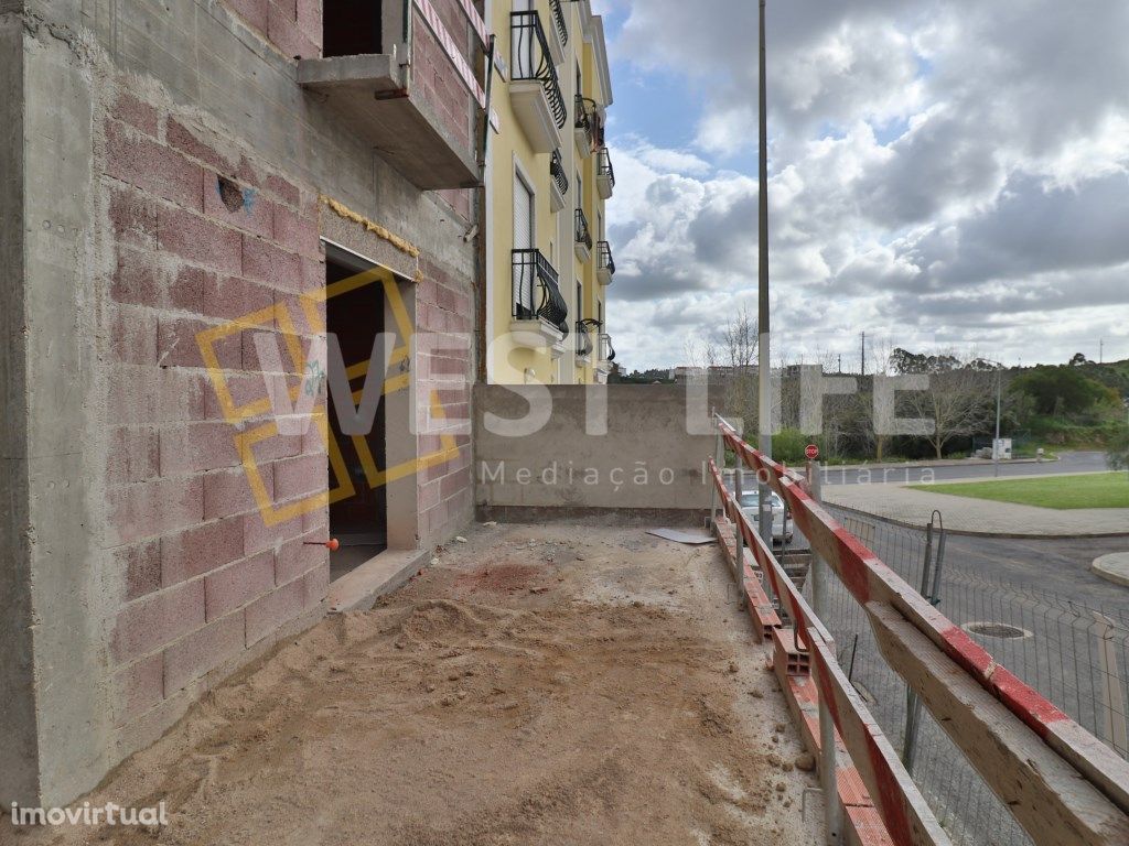 Apartamento T2 com 2 terraço em Mafra - NOVO