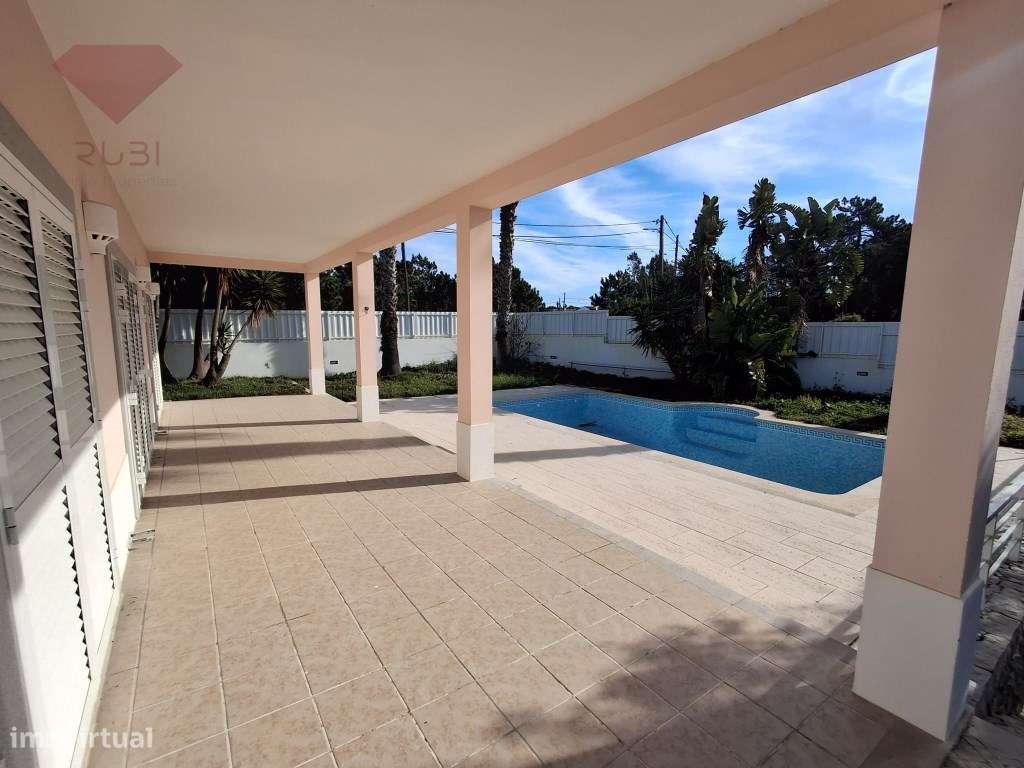 Moradia Exclusiva em Sesimbra-28