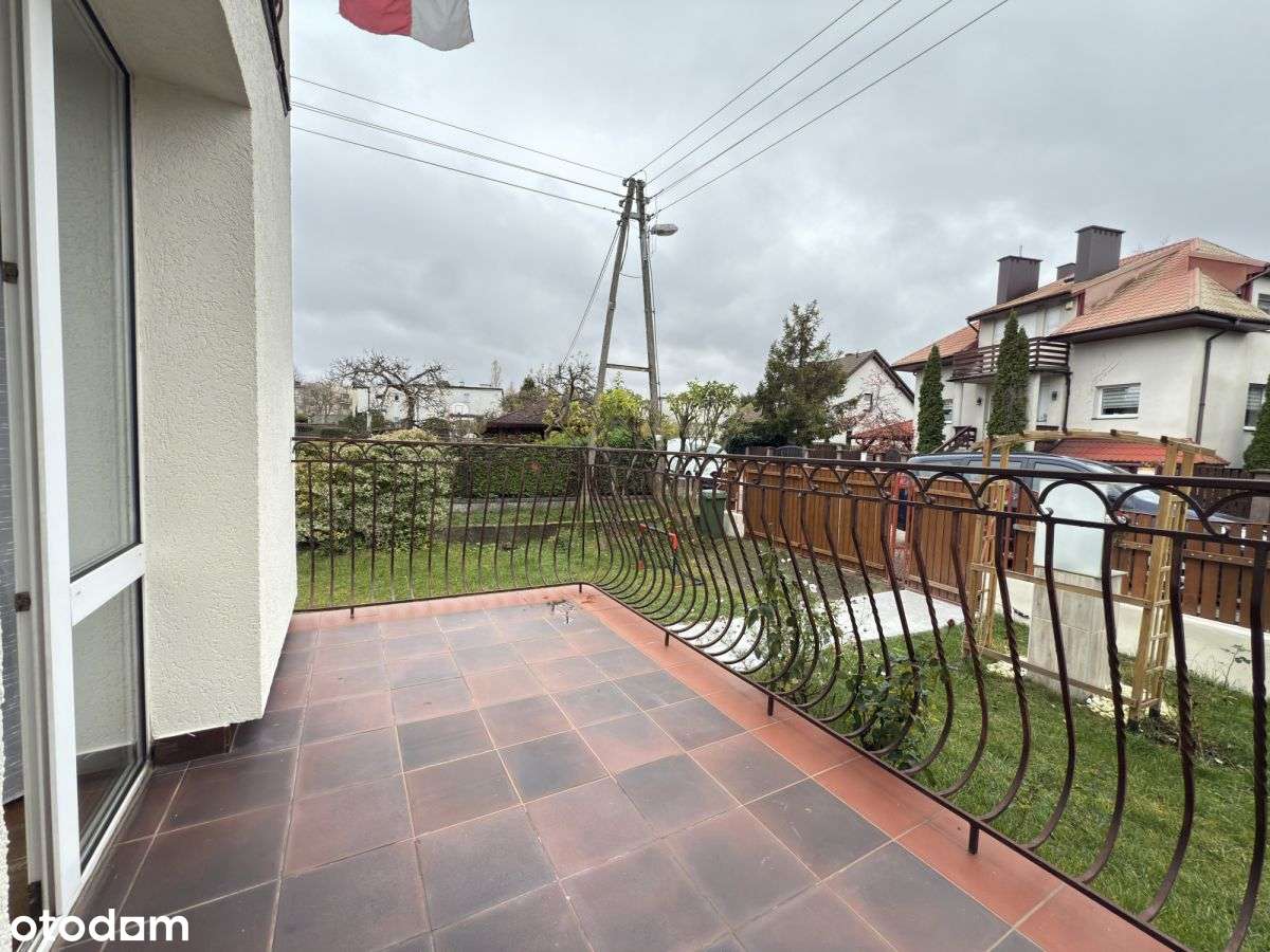 Dom  w centrum Rumi-11