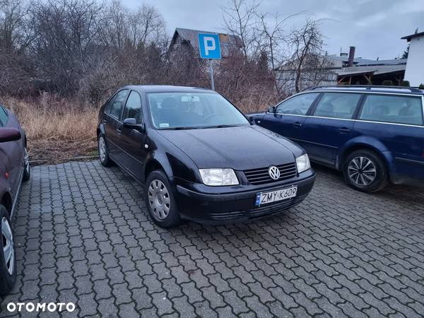 Volkswagen Bora 1.6 - 5