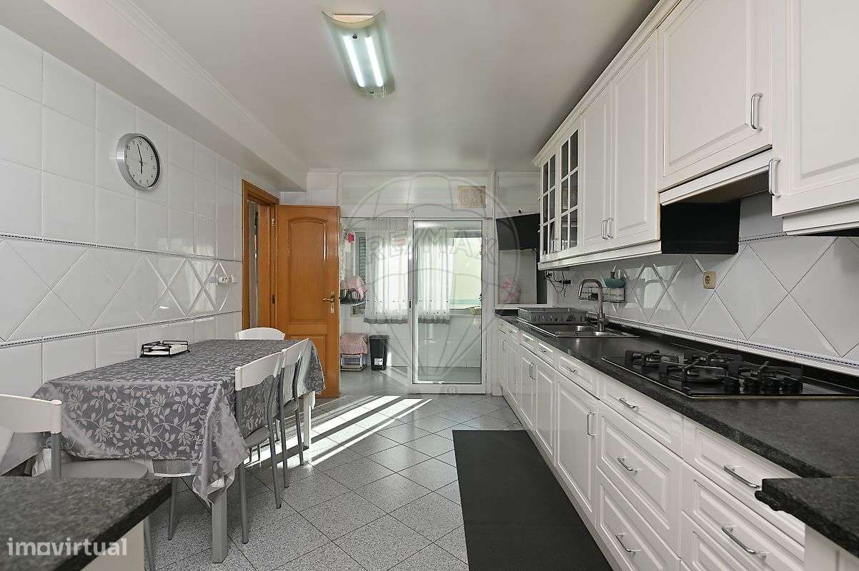 Apartamento T4 para venda-20