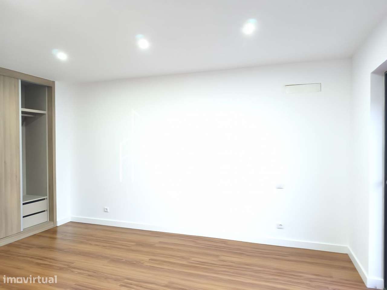 Moradia T3 geminada Nova-46