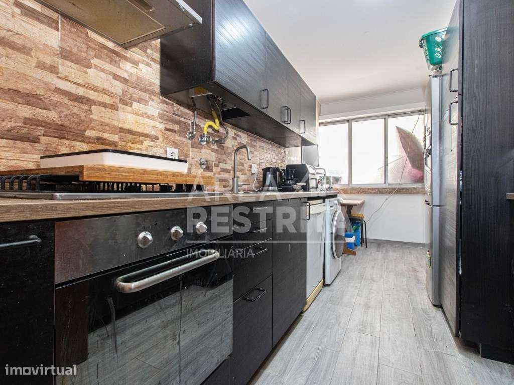 Apartamento T2 em Lisboa na Penha de França-3