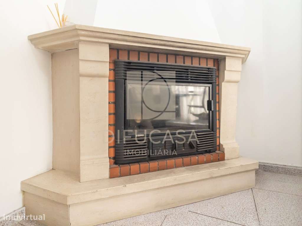 R260_Apartamento T3 Central no Feijó-9