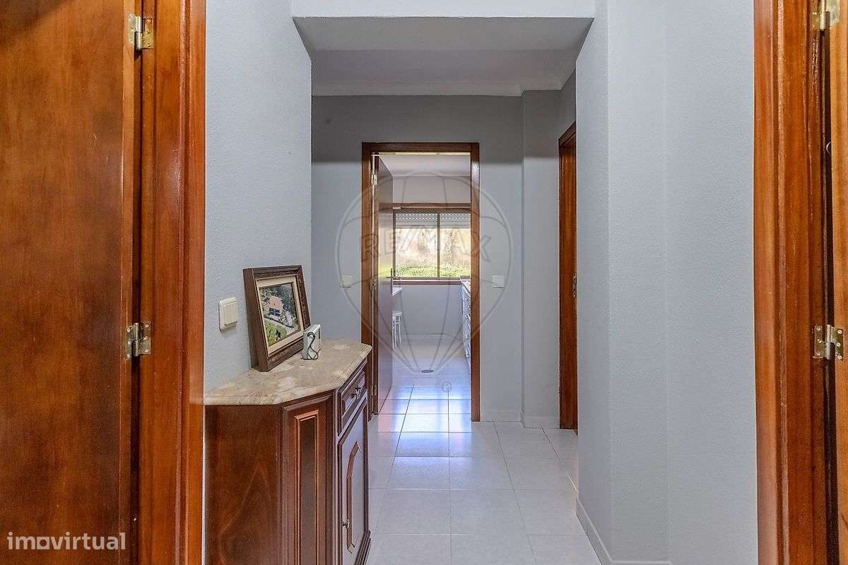 Apartamento T1 para venda - Grande imagem: 2/16