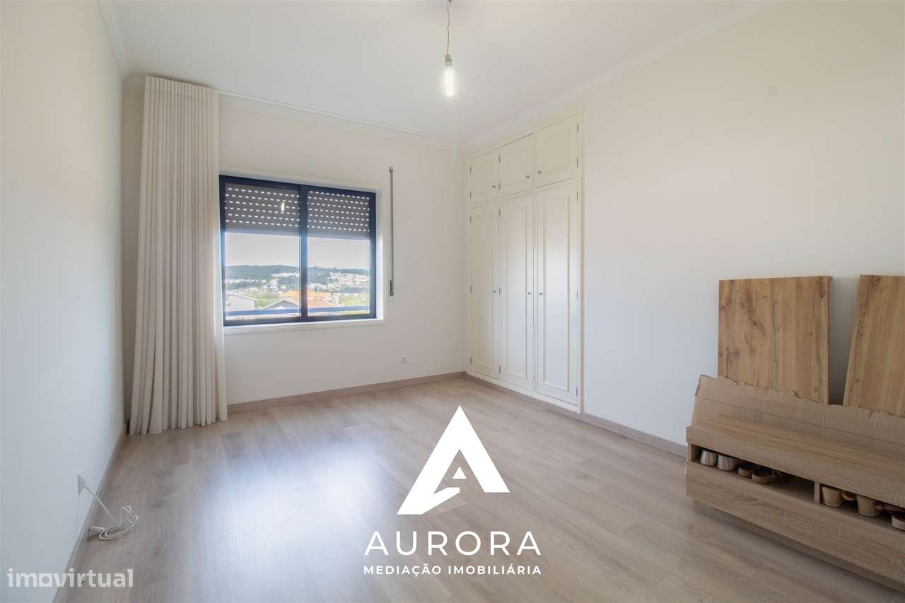 Apartamento T3 no centro de Fiães, Santa Maria da Feira, Renovado-34