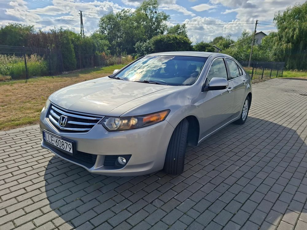 Honda Accord VIII (2008-2015) 2.0 Executive 2011
