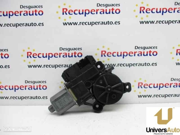 MOTOR ELEVADOR DE VIDRO FRONTAL ESQUERDO VOLKSWAGEN POLO 2010 -6R0959801R - 8