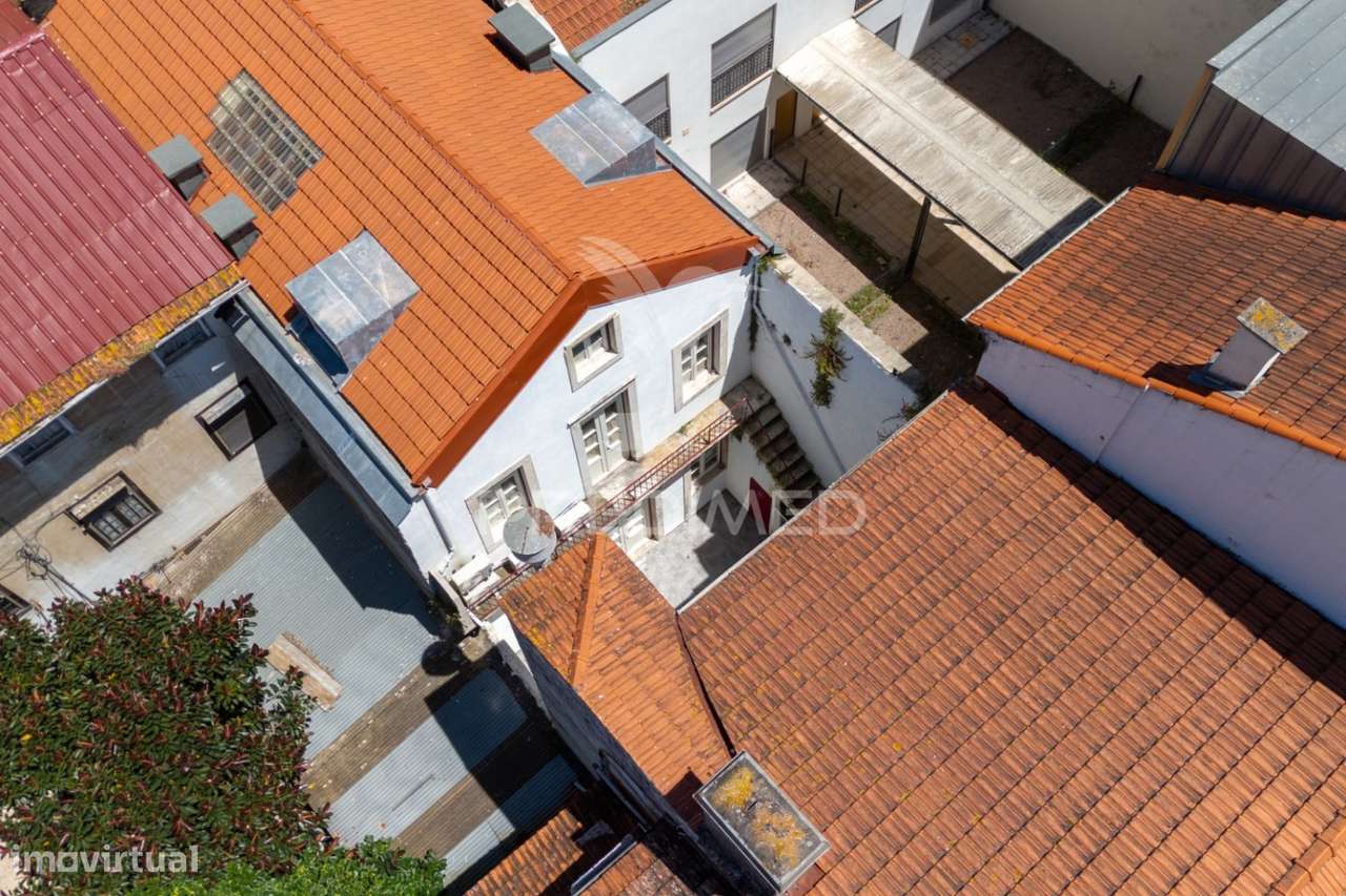 Prédio T 12  no Centro Histórico de Coimbra - Grande imagem: 4/32