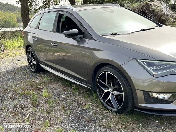 SEAT Leon ST 1.6 TDI S&S DSG Style - 2