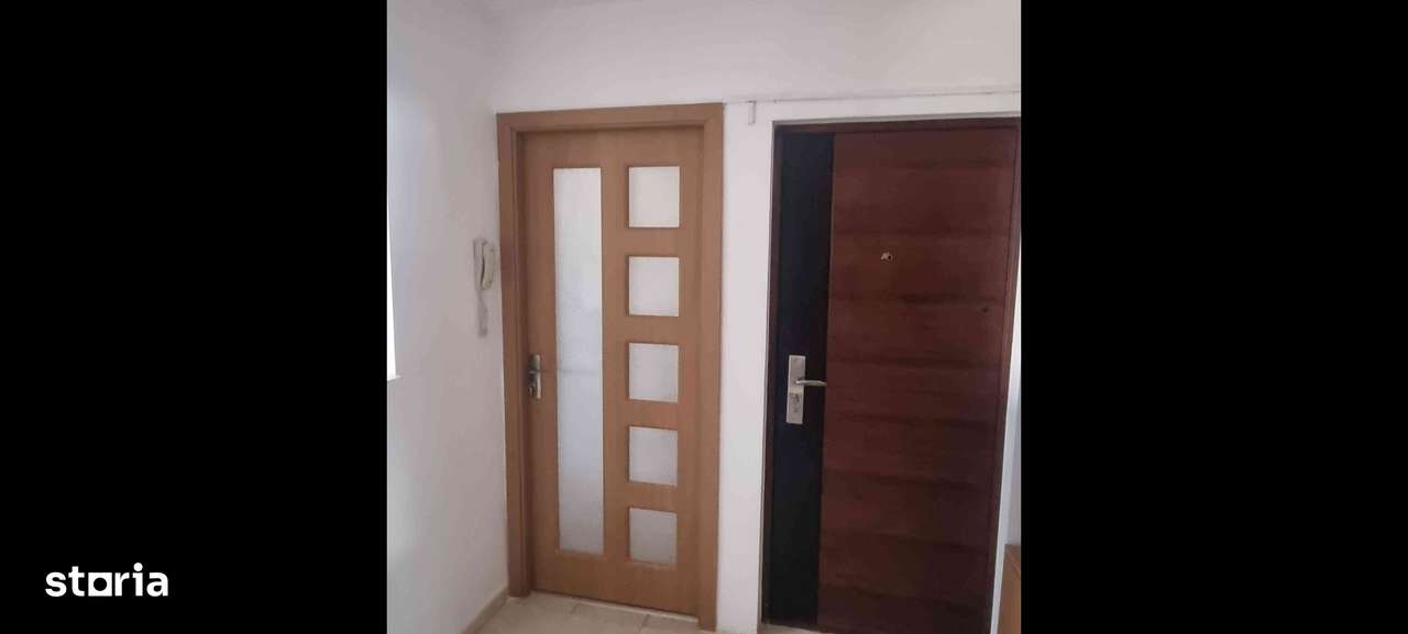 PB ,52 mp, et 3/4, Piață Rogerius, mobilat-2