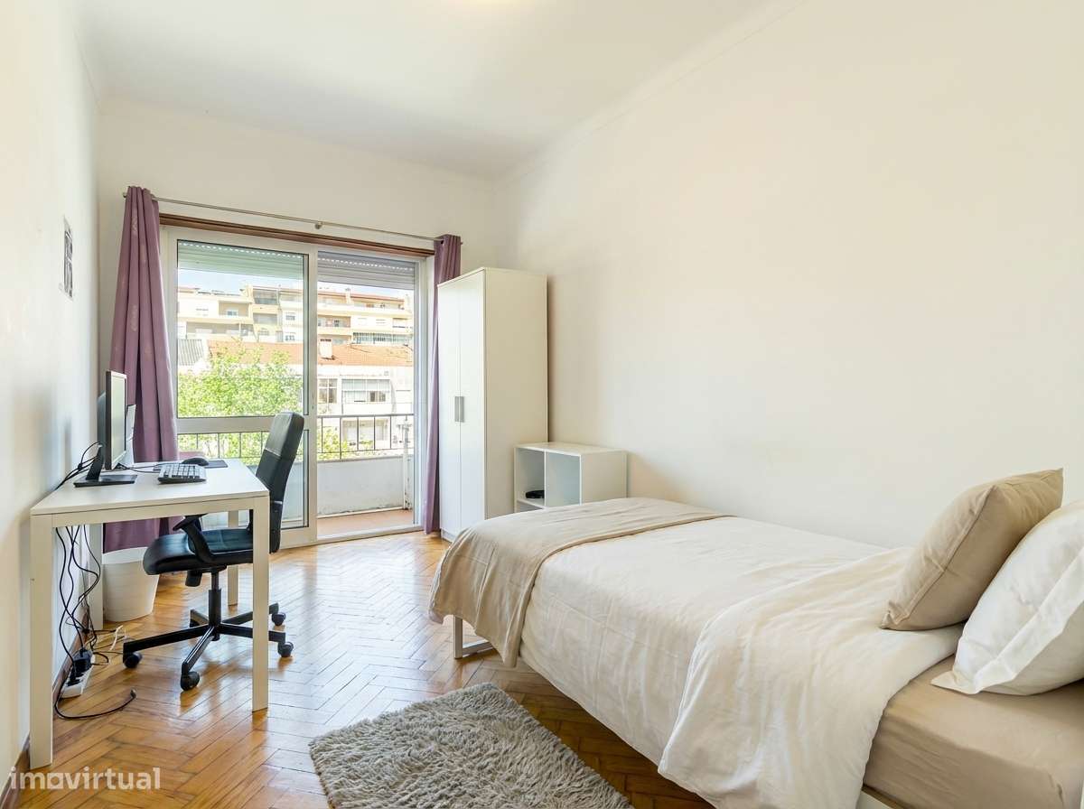 Apartamento T3, Almada-9