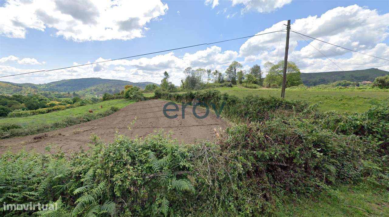 Lote de Terreno  Venda em Aboim da Nóbrega e Gondomar,Vila Verde - Grande imagem: 1/5