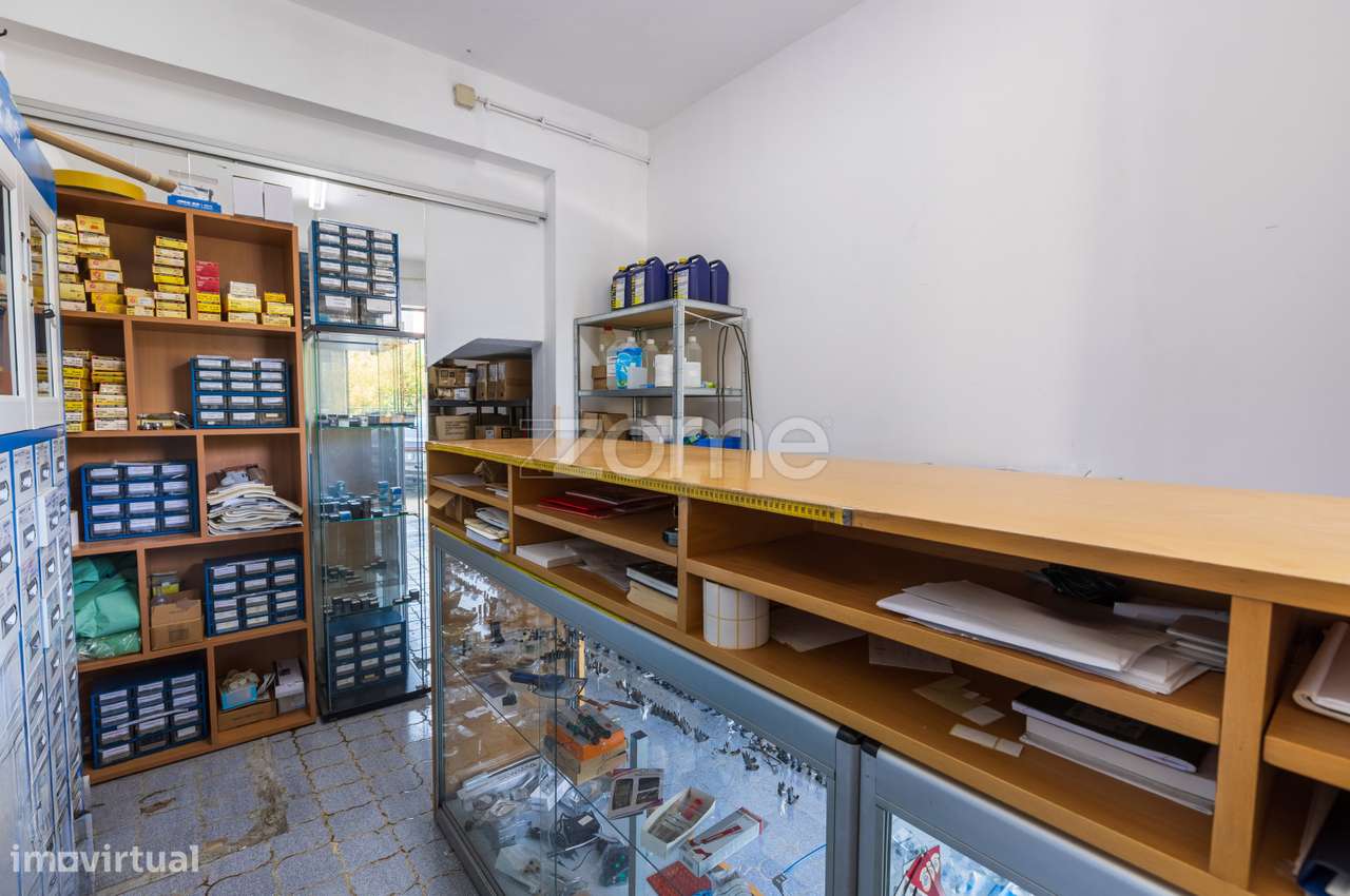 Armazém com 120 m2 em Caldelas, Guimarães - Grande imagem: 5/14