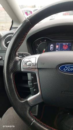 Ford S-Max - 24