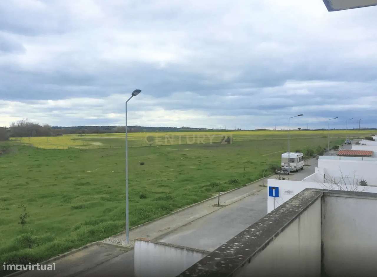 EXCELENTE MORADIA No CABEÇO do ARRAIAL, ÉVORA, com Cave (garagem Grand-23