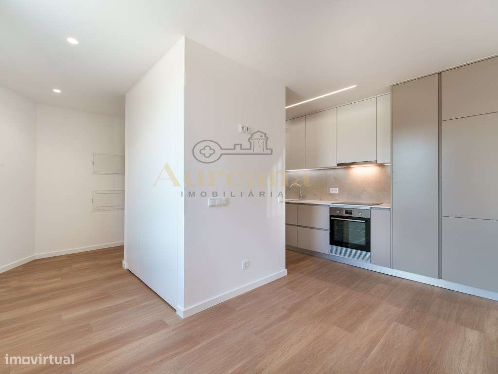 Apartamento T1 Novo em prédio de luxo com Piscina Privada - Fátima-5