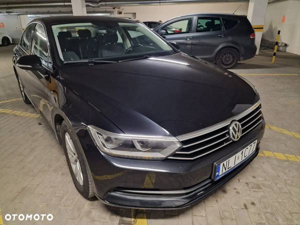 Volkswagen Passat 2.0 TDI BMT Trendline - 17