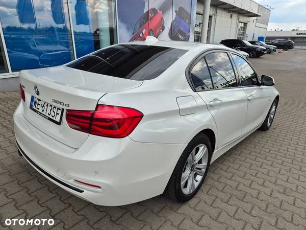 BMW Seria 3 320d xDrive Sport Line Shadow sport - 30