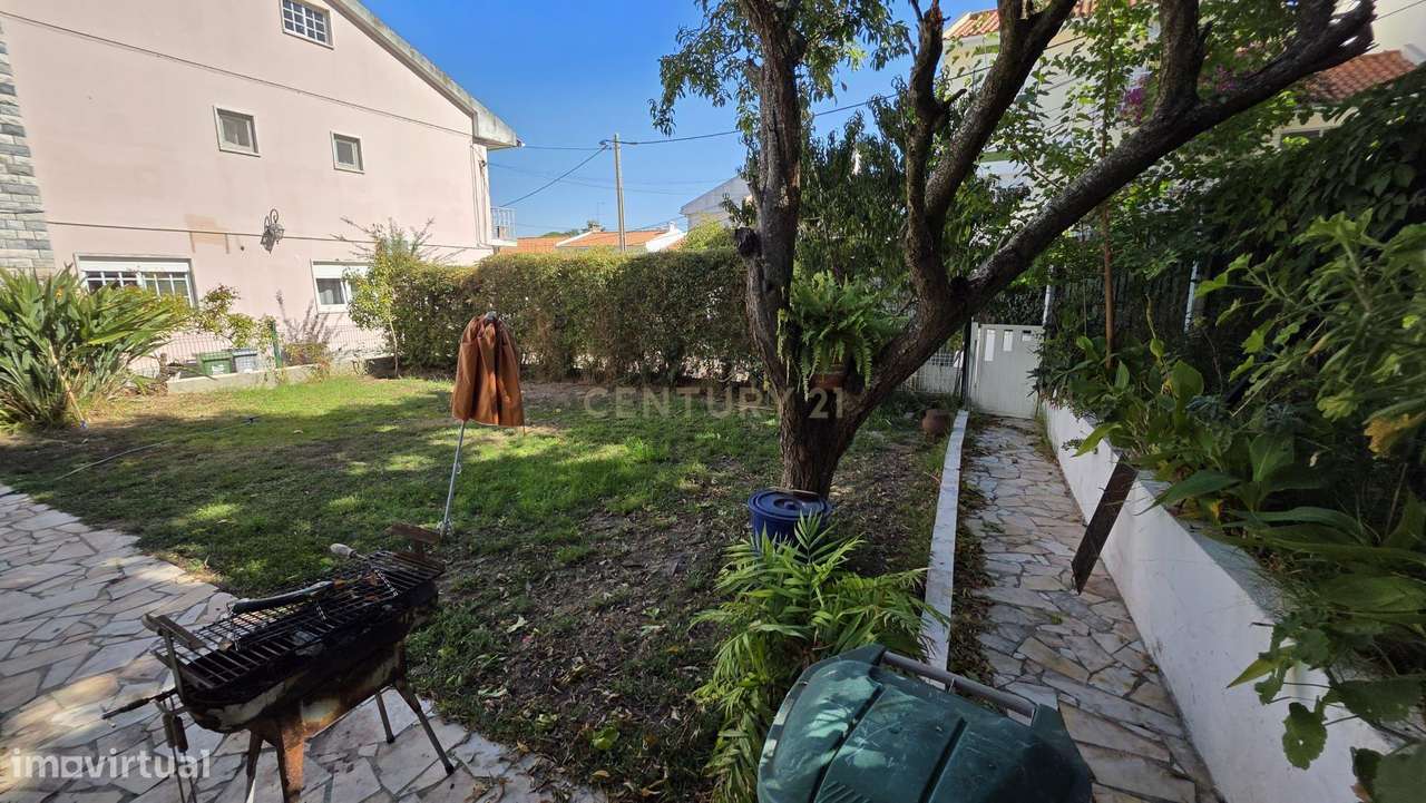 Terreno Urbano em Amora, Seixal - Oportunidade Única! - Grande imagem: 4/12