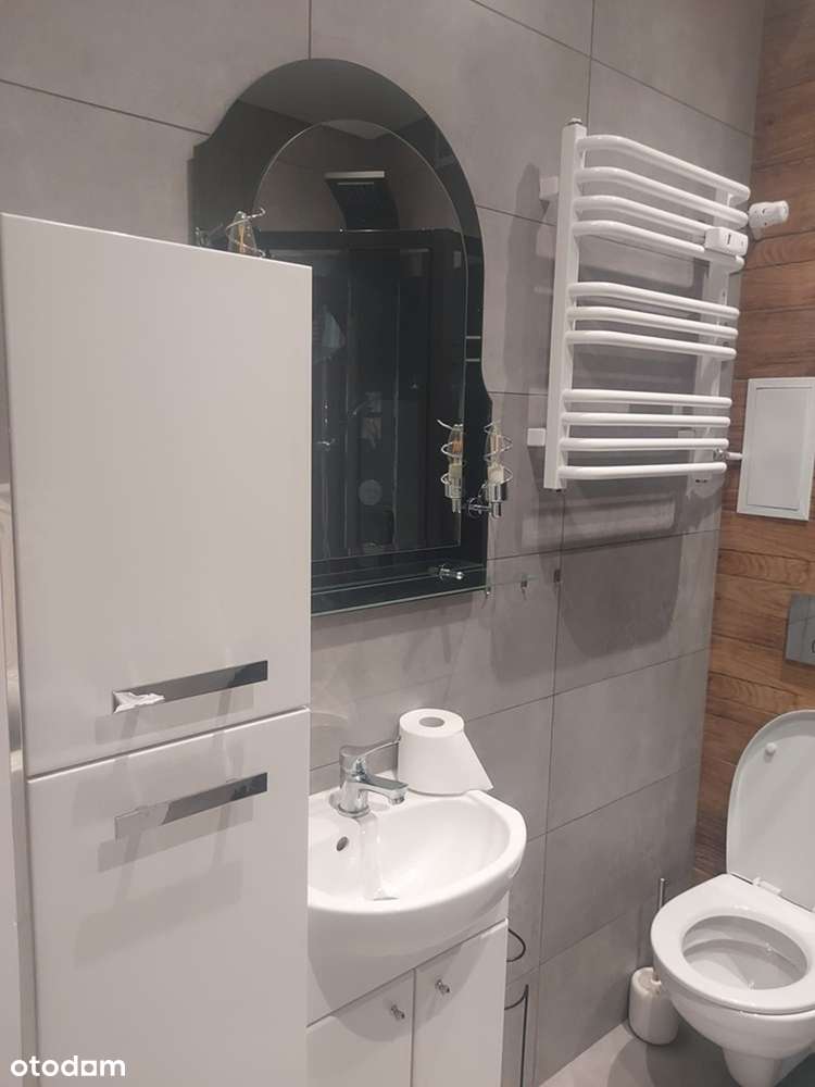 Sprzedam duże słoneczne M3 balkon 50m2 III piętro Grodzka-10